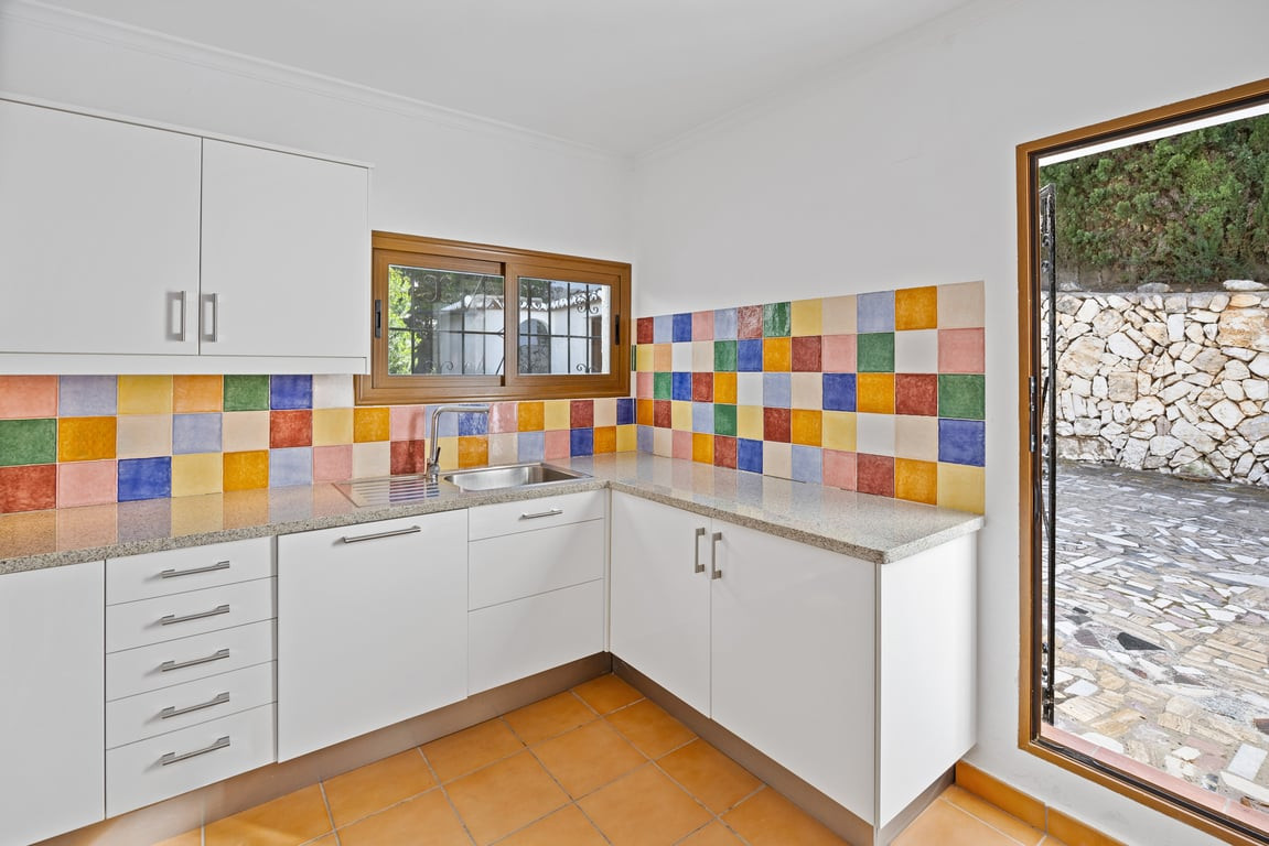 Se vende Villa - Chalet de 4 dormitorios en Costa Blanca, Alicante, España