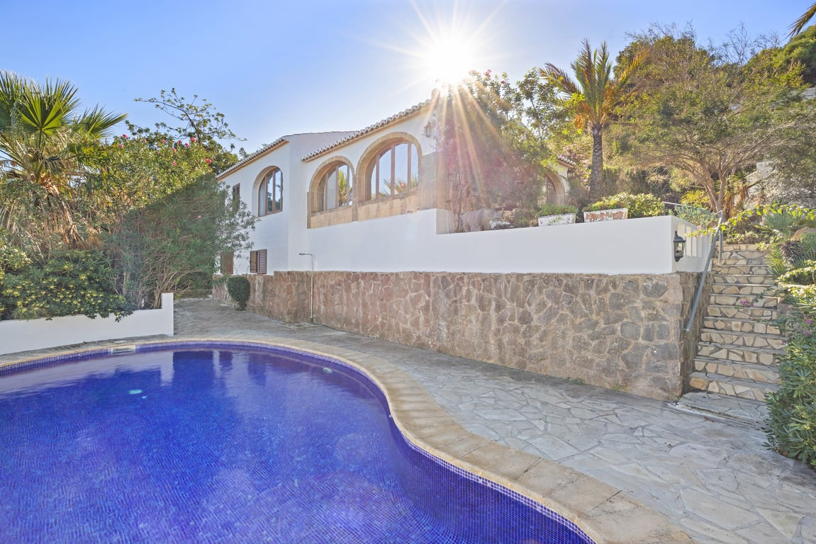 Se vende Villa - Chalet de 4 dormitorios en Costa Blanca, Alicante, España