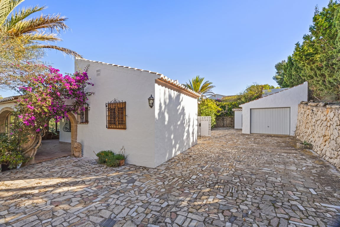 Se vende Villa - Chalet de 4 dormitorios en Costa Blanca, Alicante, España
