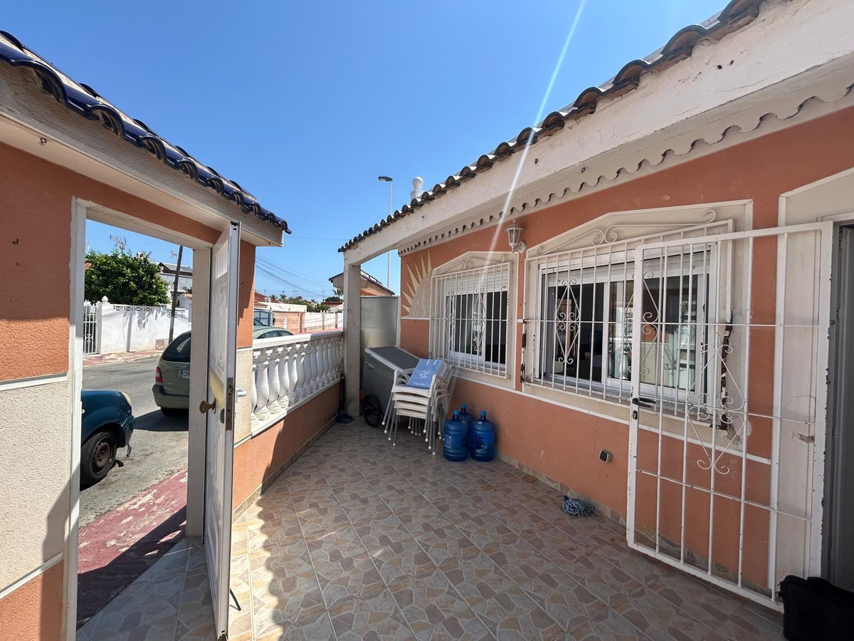 Se vende Adosada de 3 dormitorios en Costa Blanca, Alicante, España