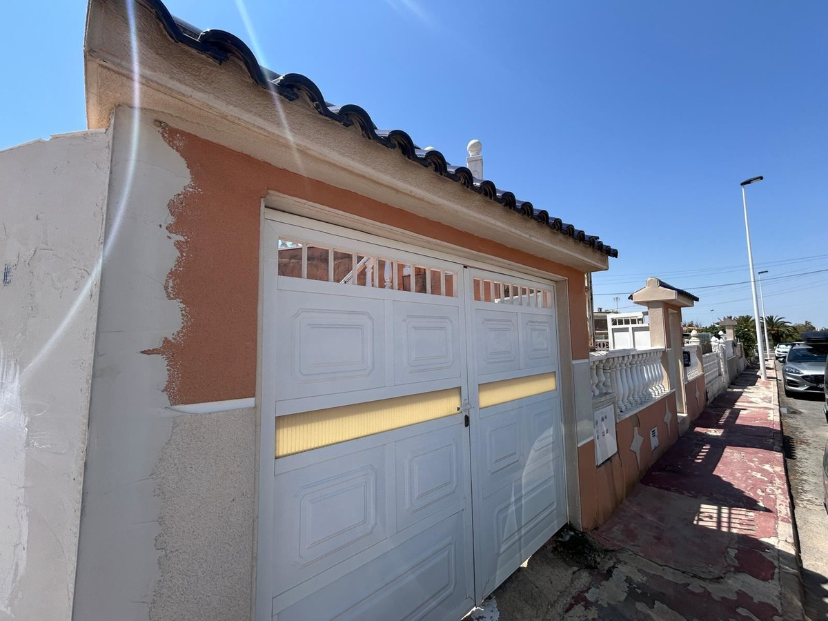 Se vende Adosada de 3 dormitorios en Costa Blanca, Alicante, España