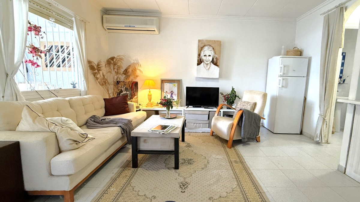 Se vende Bungalow de 1 dormitorios en Costa Blanca, Alicante, España