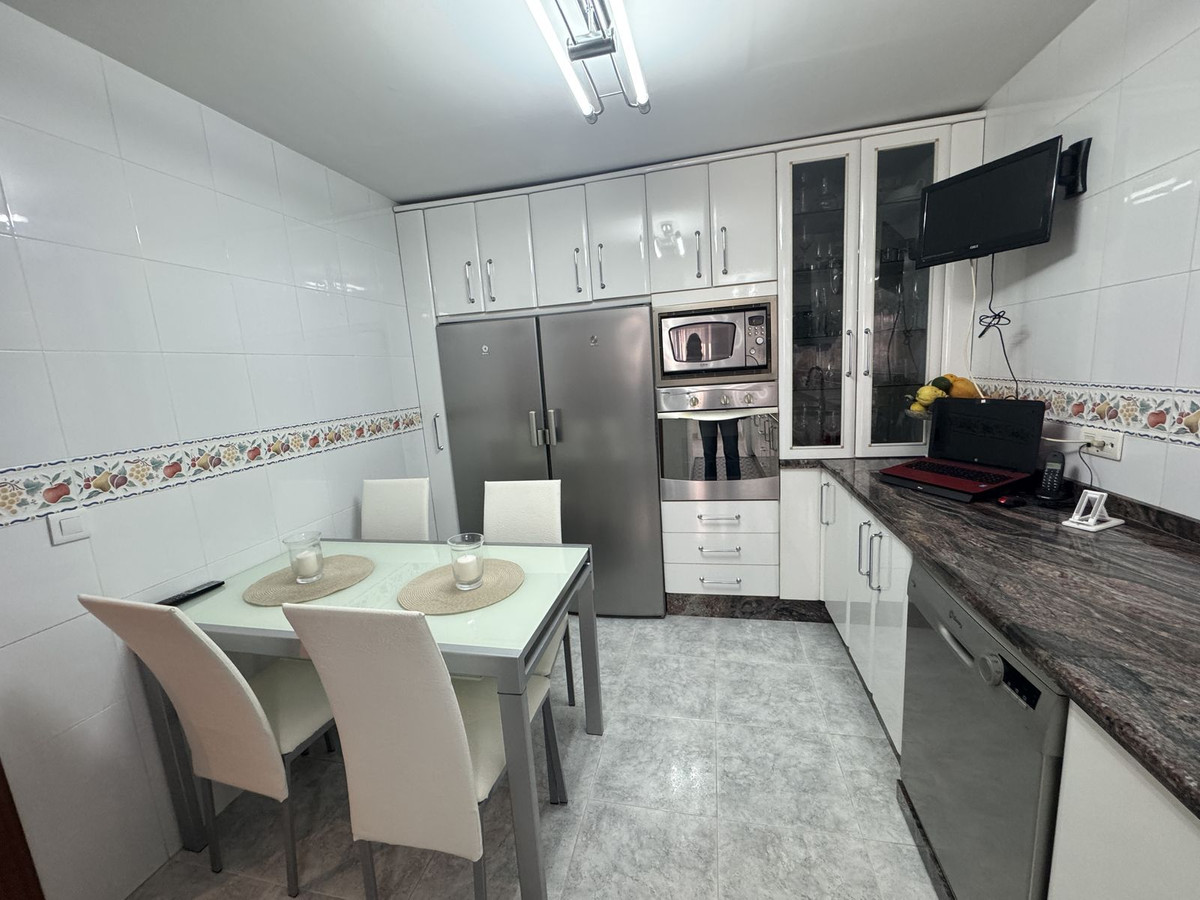 4 Bed Townhouse for sale in Rincón De La Victoria Costa Del Sol East, Málaga, Spain