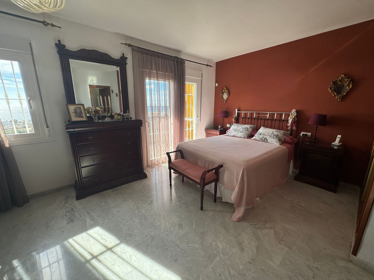 4 Bed Townhouse for sale in Rincón De La Victoria Costa Del Sol East, Málaga, Spain