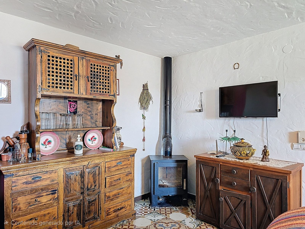 2 Bed Townhouse for sale in Frigiliana Costa Del Sol East, Málaga, Spain