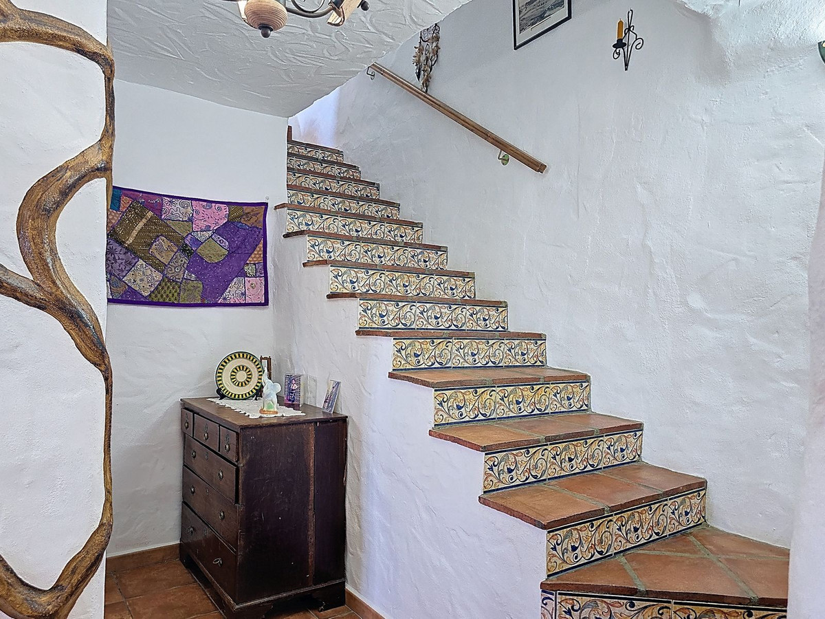 2 Bed Townhouse for sale in Frigiliana Costa Del Sol East, Málaga, Spain