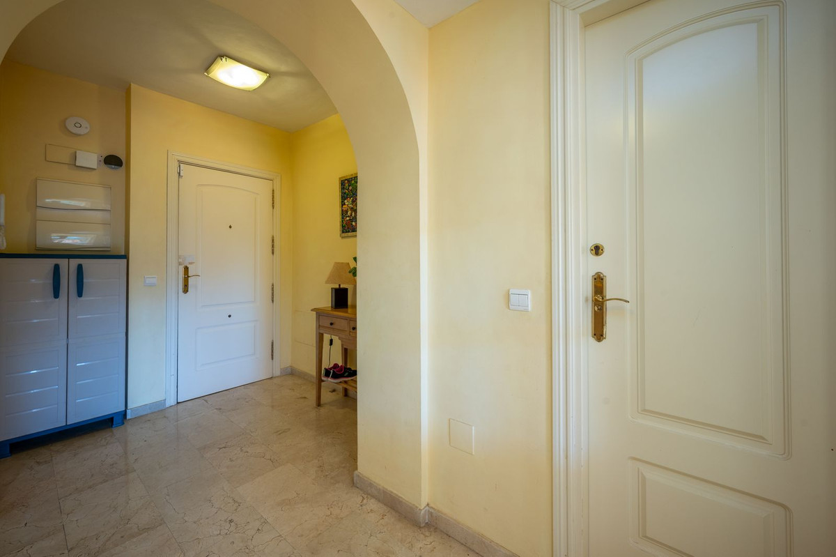 Se vende Apartamento Planta Baja de 3 dormitorios en Costa Del Sol, Málaga, España