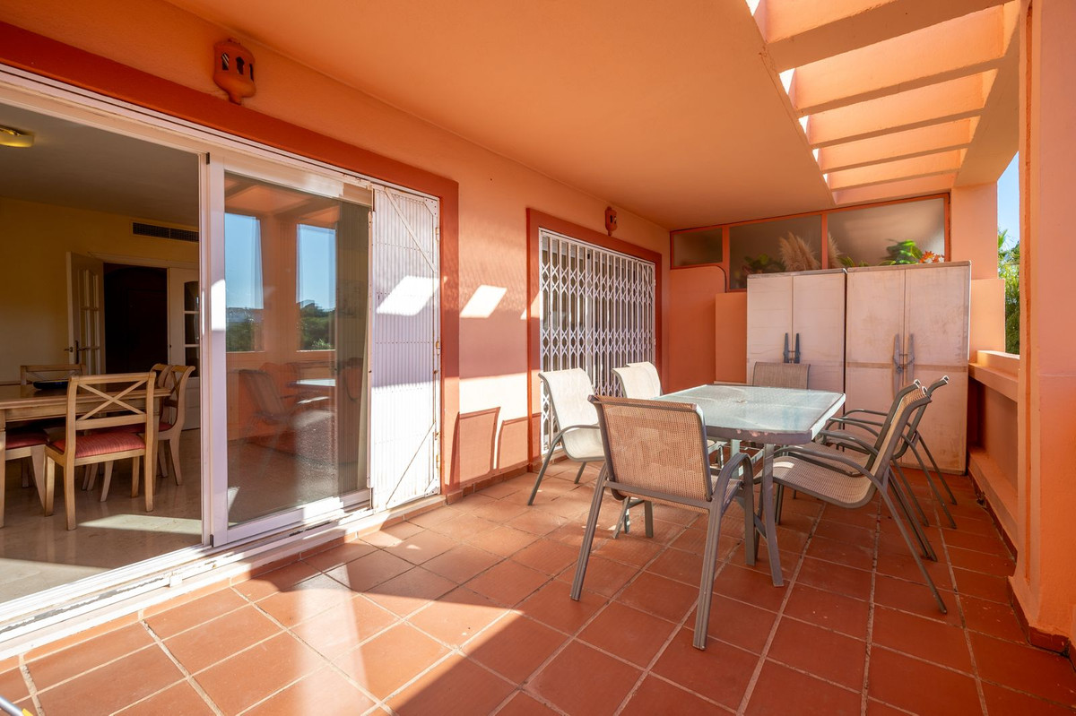 Se vende Apartamento Planta Baja de 3 dormitorios en Costa Del Sol, Málaga, España