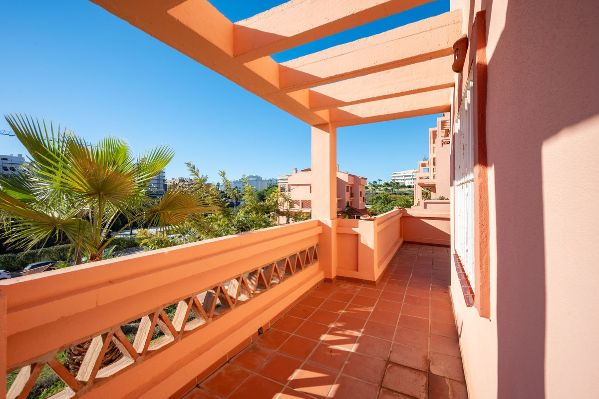 Se vende Apartamento Planta Baja de 3 dormitorios en Costa Del Sol, Málaga, España