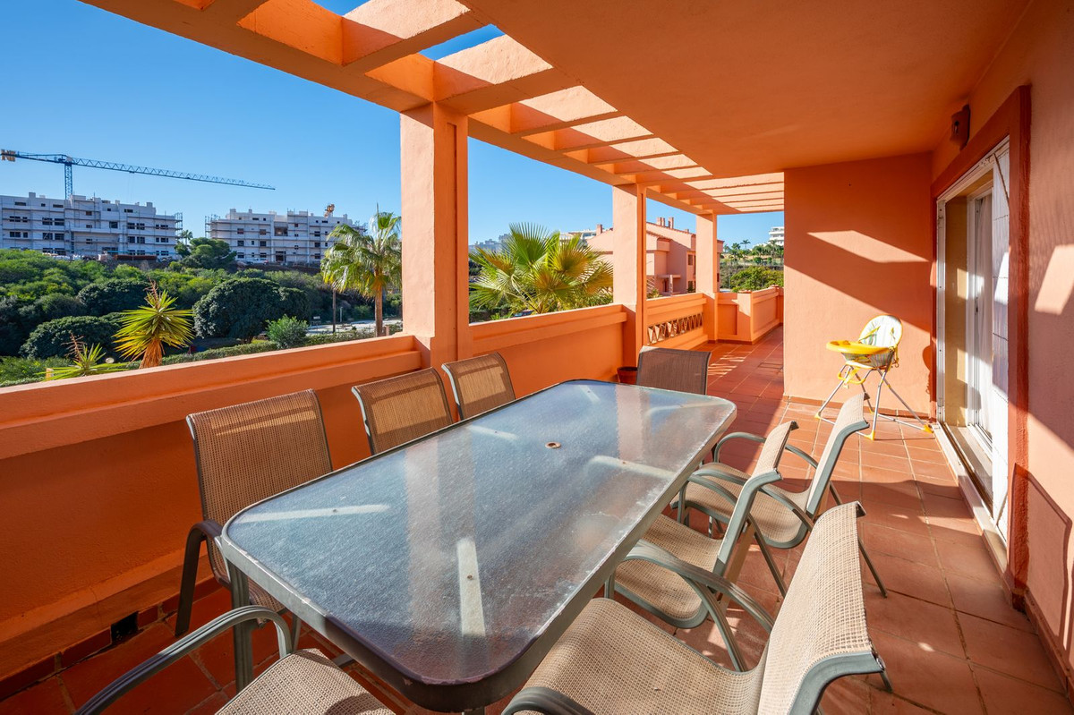 Se vende Apartamento Planta Baja de 3 dormitorios en Costa Del Sol, Málaga, España