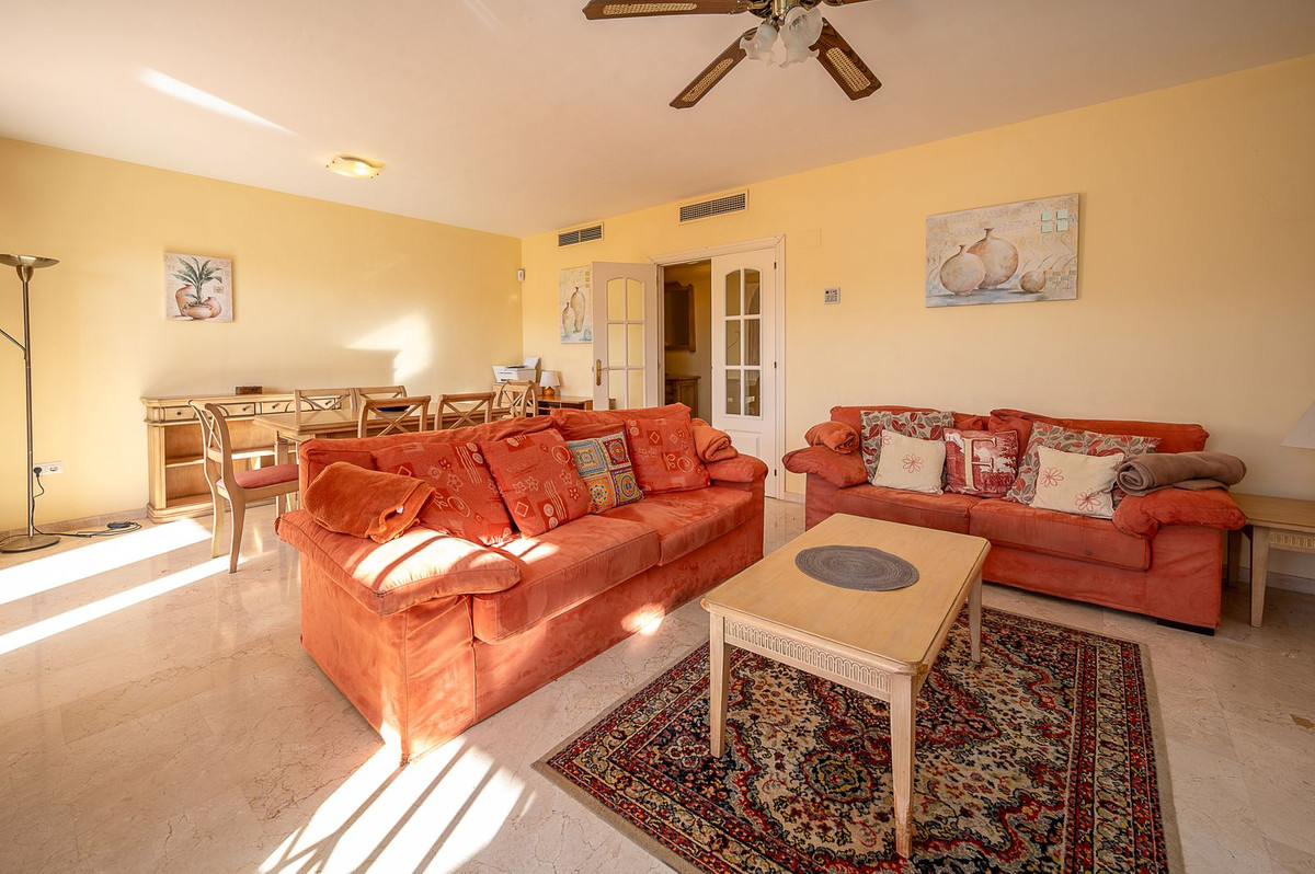 Se vende Apartamento Planta Baja de 3 dormitorios en Costa Del Sol, Málaga, España