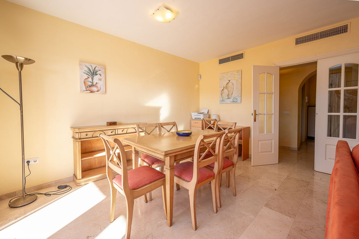 Se vende Apartamento Planta Baja de 3 dormitorios en Costa Del Sol, Málaga, España