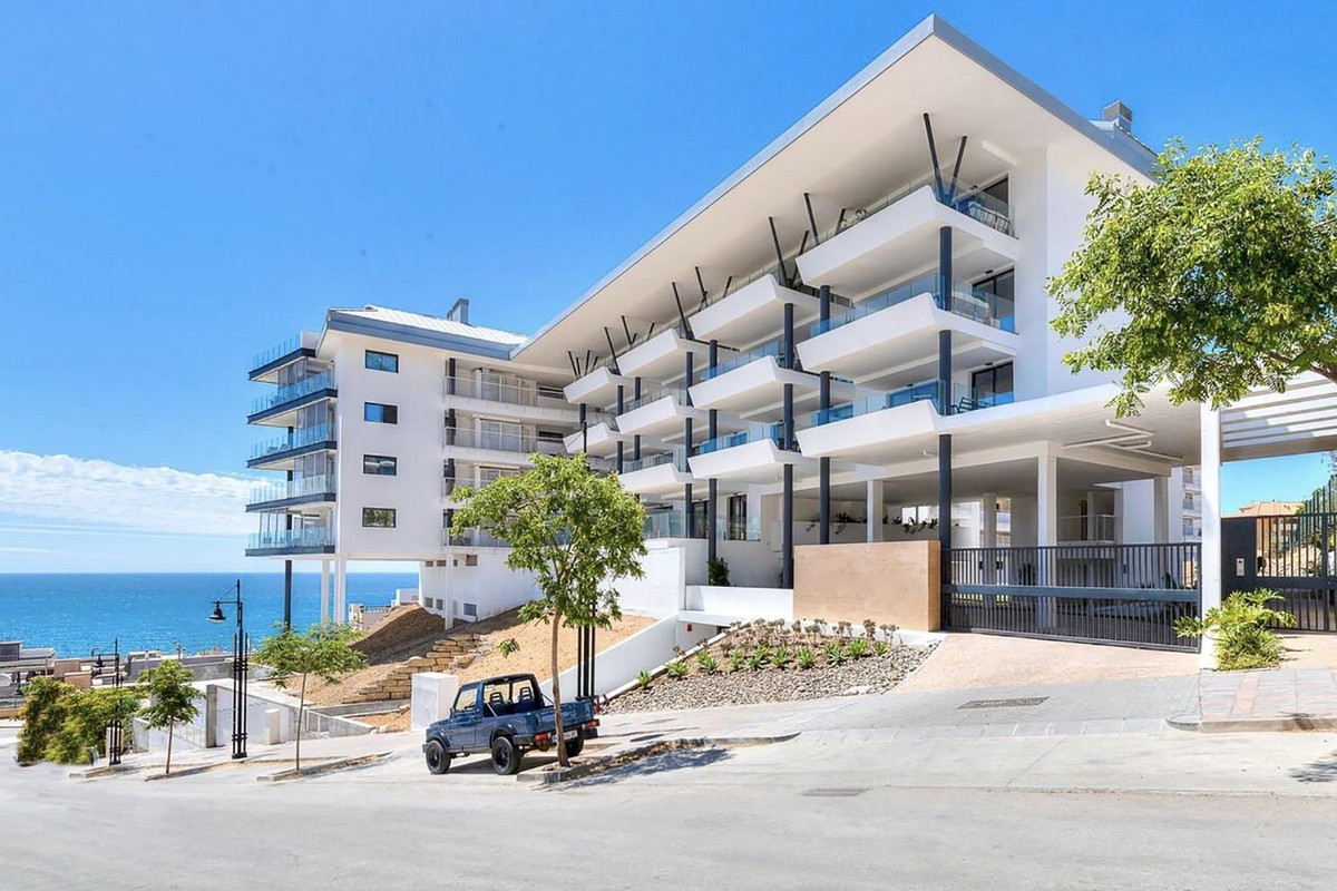 3 Bed Apartment for sale in Carvajal Costa Del Sol, Málaga, Spain