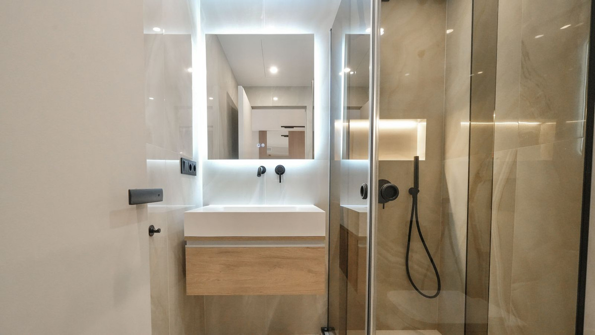 2 Bed Apartment for sale in Costalita Costa Del Sol, Málaga, Spain