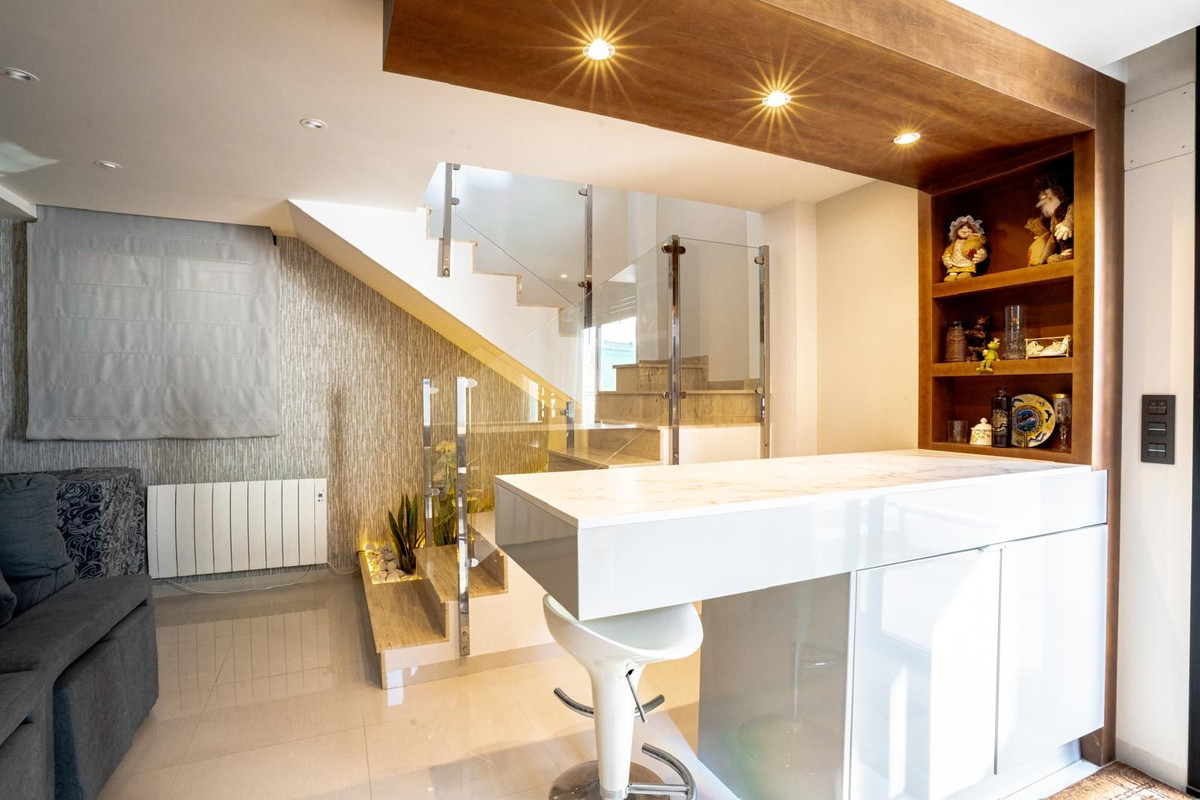 Se vende Villa - Chalet de 3 dormitorios en Costa Blanca, Alicante, España