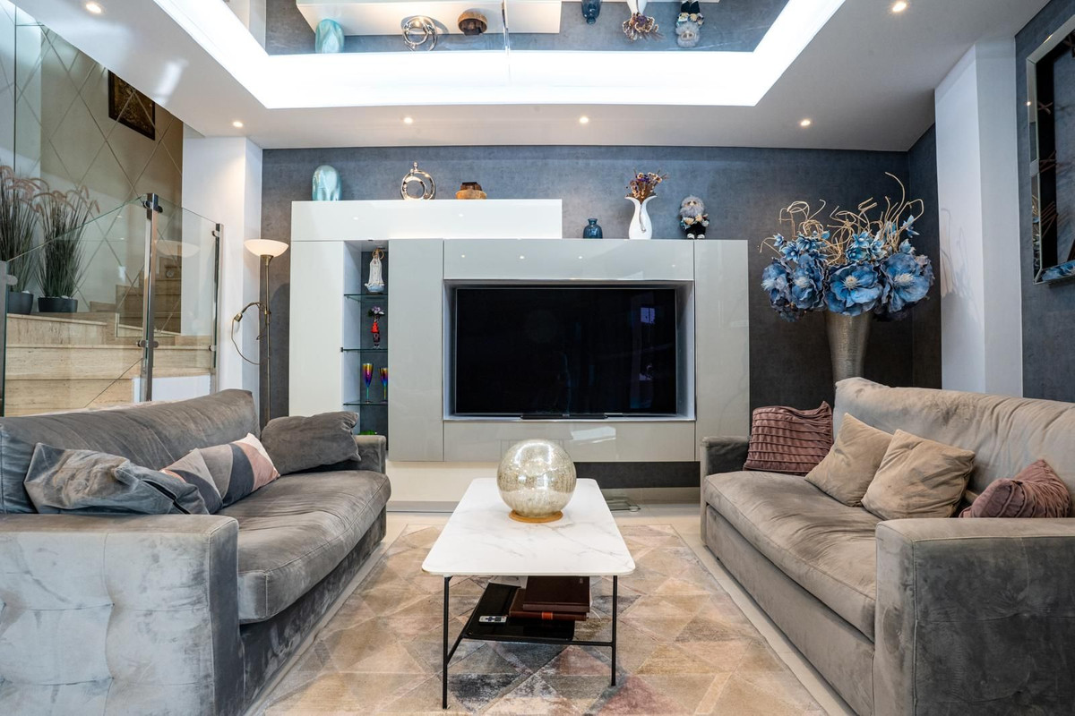 Se vende Villa - Chalet de 3 dormitorios en Costa Blanca, Alicante, España