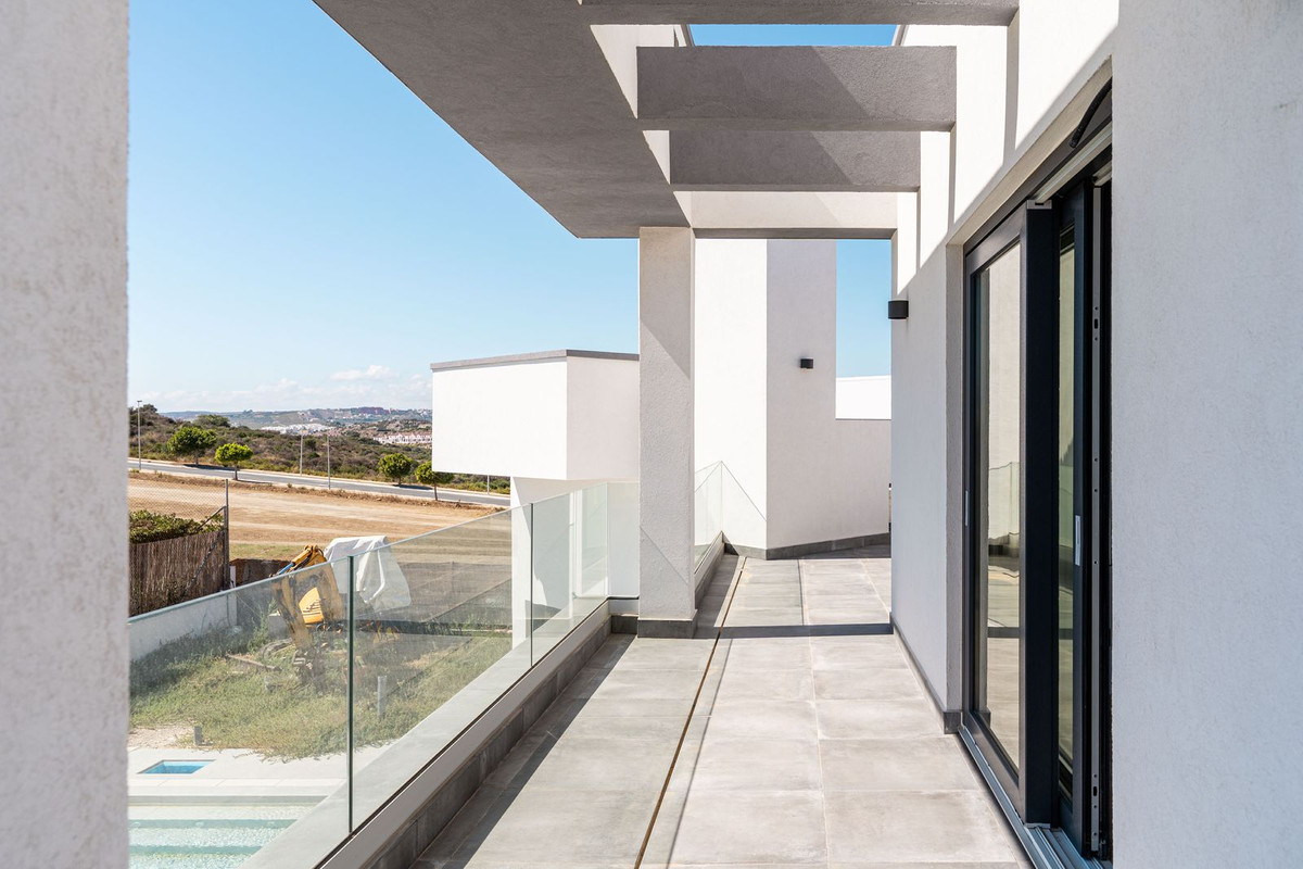 3 Bed Townhouse for sale in Estepona Costa Del Sol, Málaga, Spain