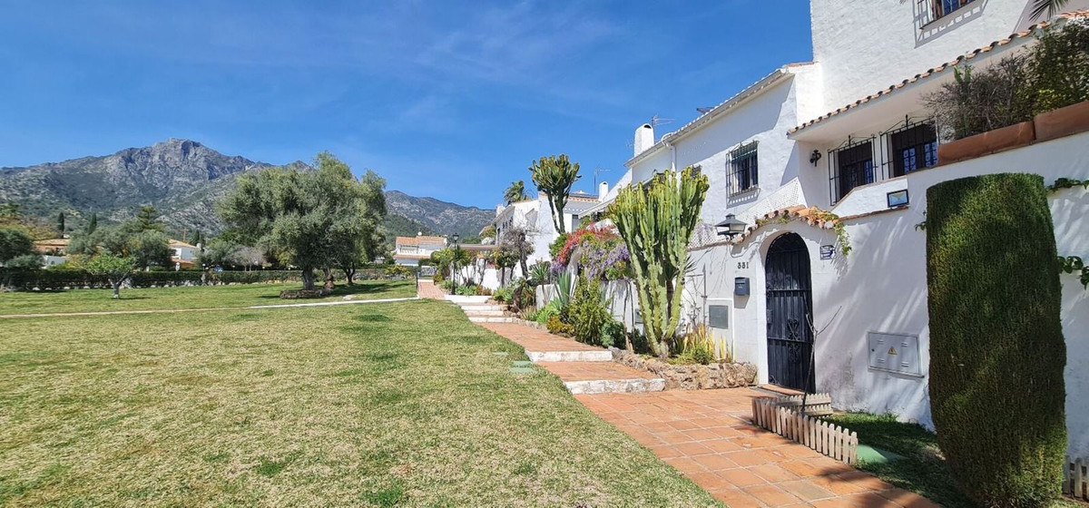 1 Bed Townhouse for sale in Marbella Costa Del Sol, Málaga, Spain