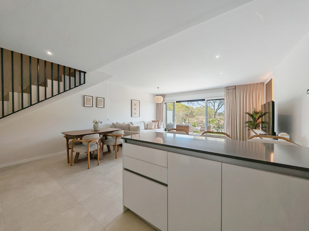 4 Bed Townhouse for sale in La Cala De Mijas Costa Del Sol, Málaga, Spain