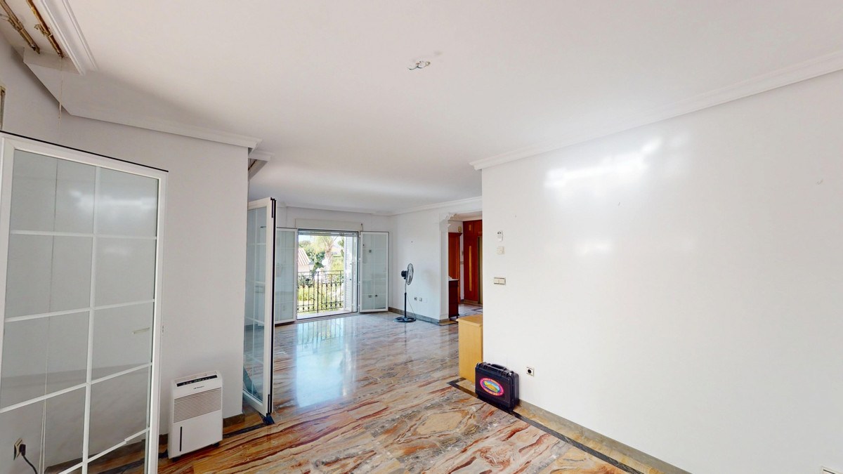 Se vende Villa - Chalet de 5 dormitorios en Costa Del Sol East, Málaga, España
