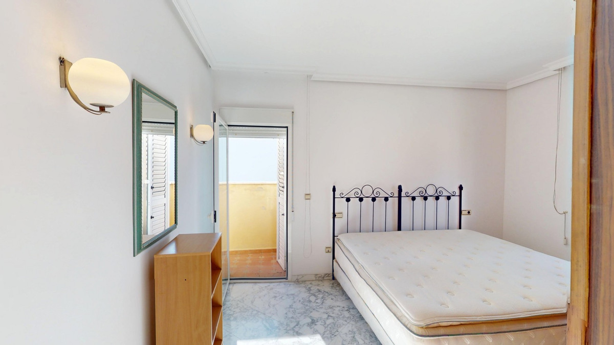 Se vende Villa - Chalet de 5 dormitorios en Costa Del Sol East, Málaga, España