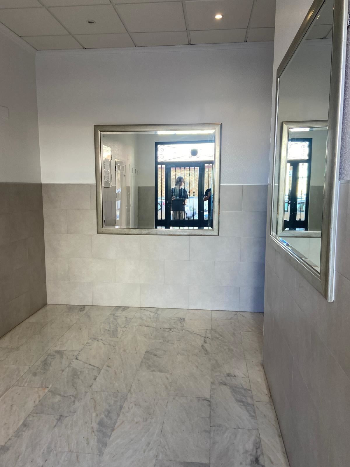 Se vende Apartamento Planta Media de 2 dormitorios en Costa Blanca, Alicante, España