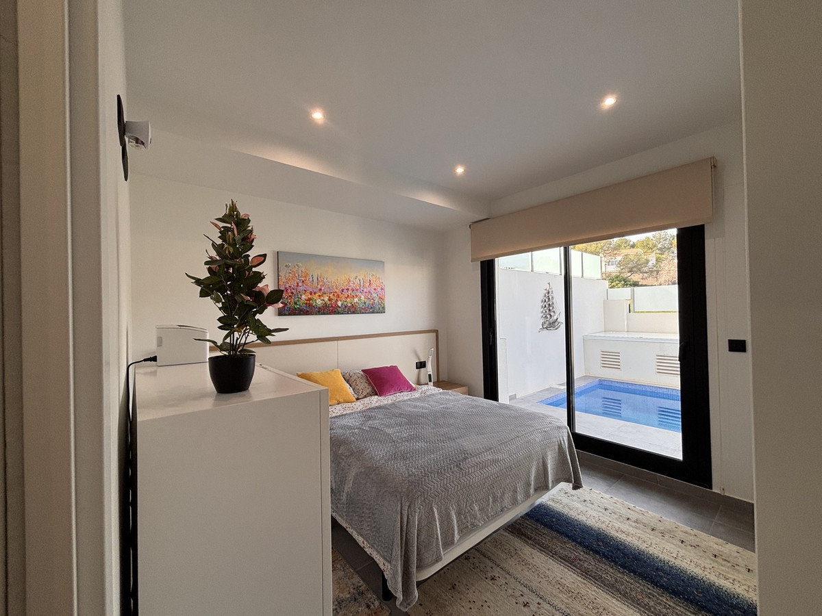 2 Bed Townhouse for sale in Villamartin Costa Blanca, Alicante, Spain