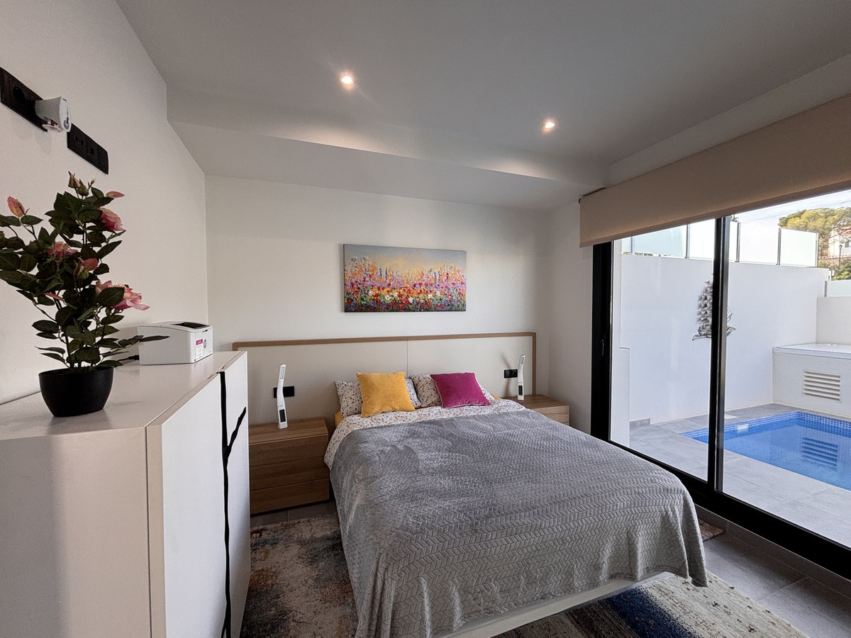 2 Bed Townhouse for sale in Villamartin Costa Blanca, Alicante, Spain