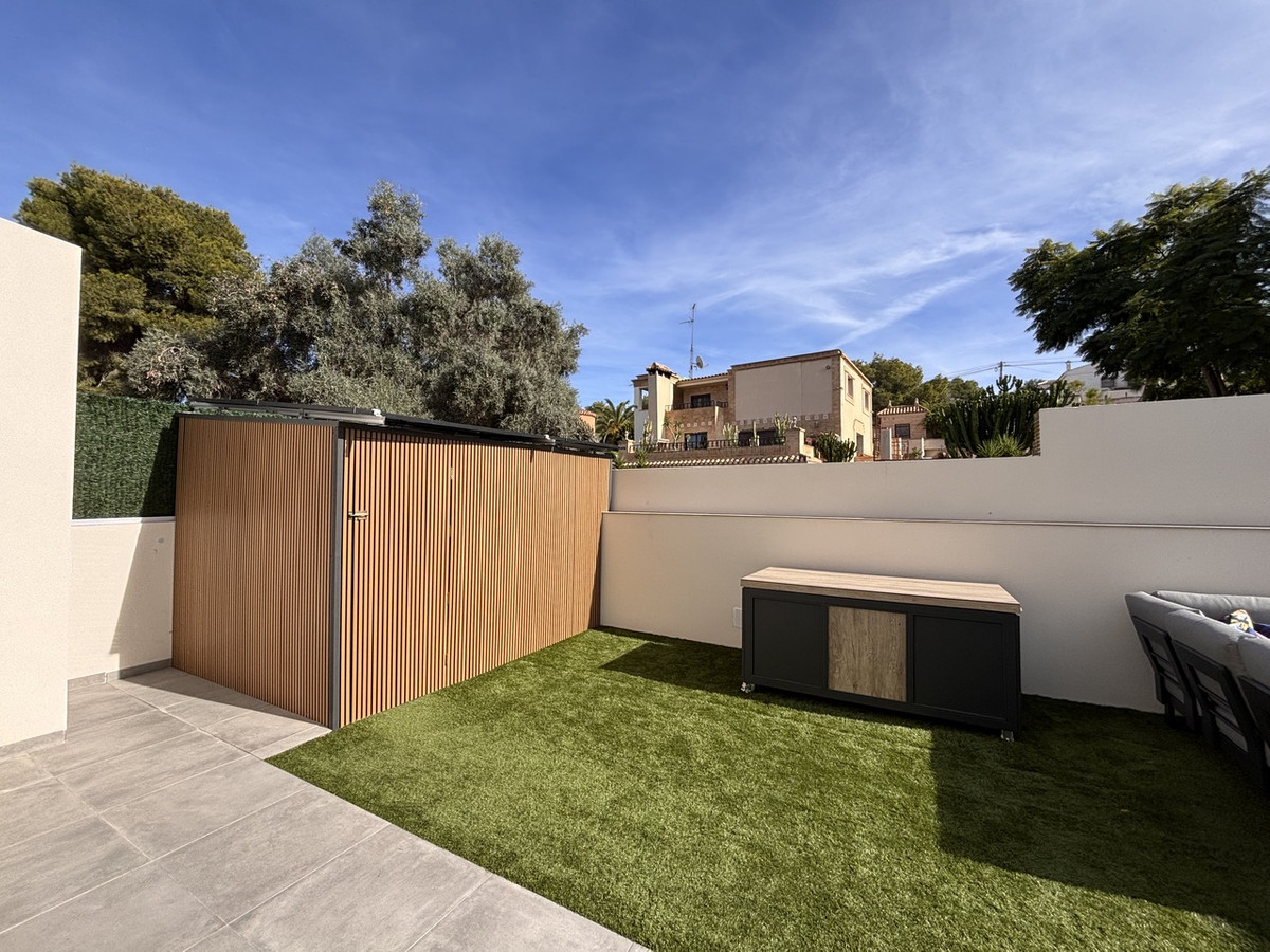 2 Bed Townhouse for sale in Villamartin Costa Blanca, Alicante, Spain