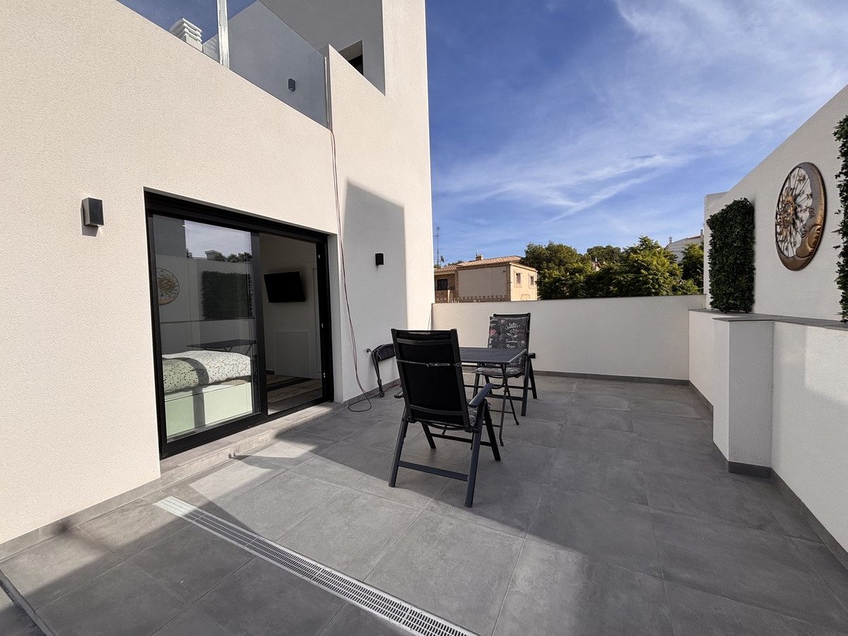 2 Bed Townhouse for sale in Villamartin Costa Blanca, Alicante, Spain