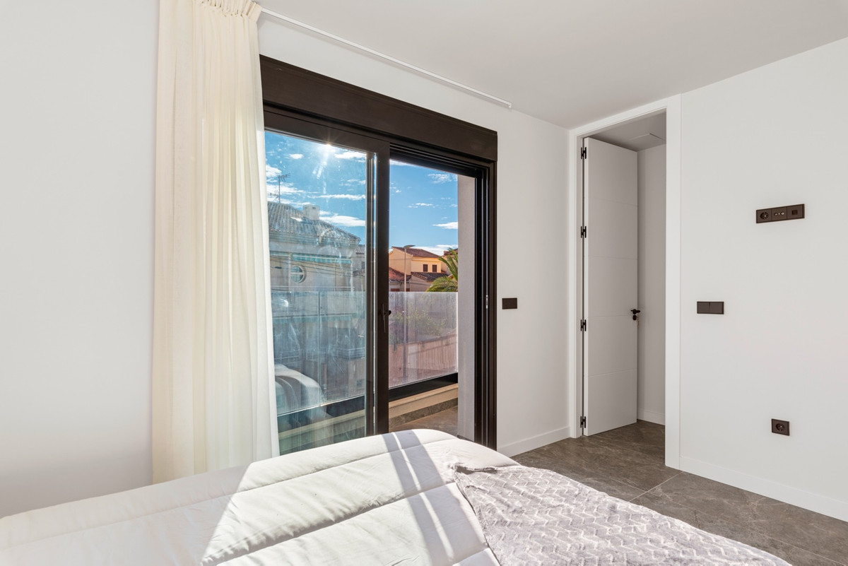 4 Bed Townhouse for sale in Torre De La Horadada Costa Blanca, Alicante, Spain