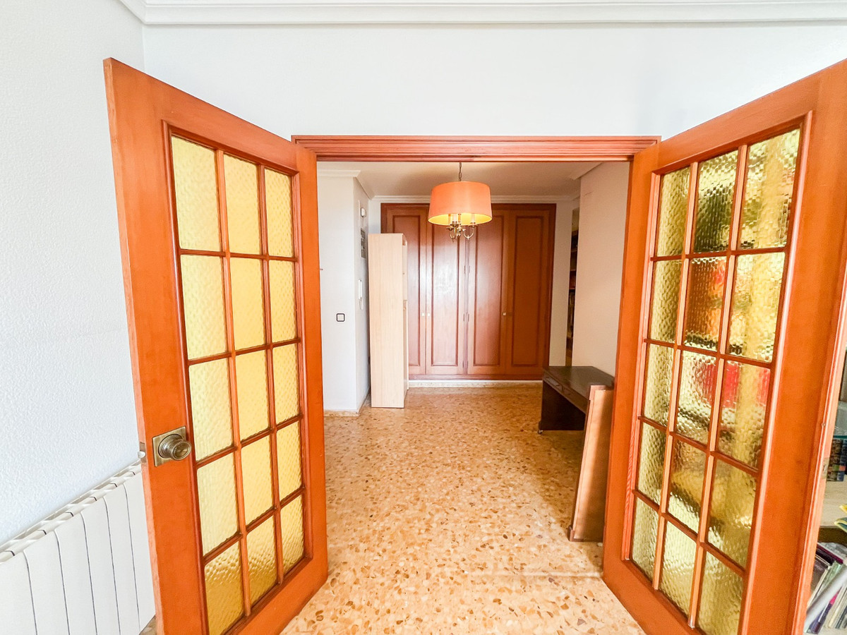 Se vende Apartamento Planta Media de 2 dormitorios en Costa Blanca, Alicante, España