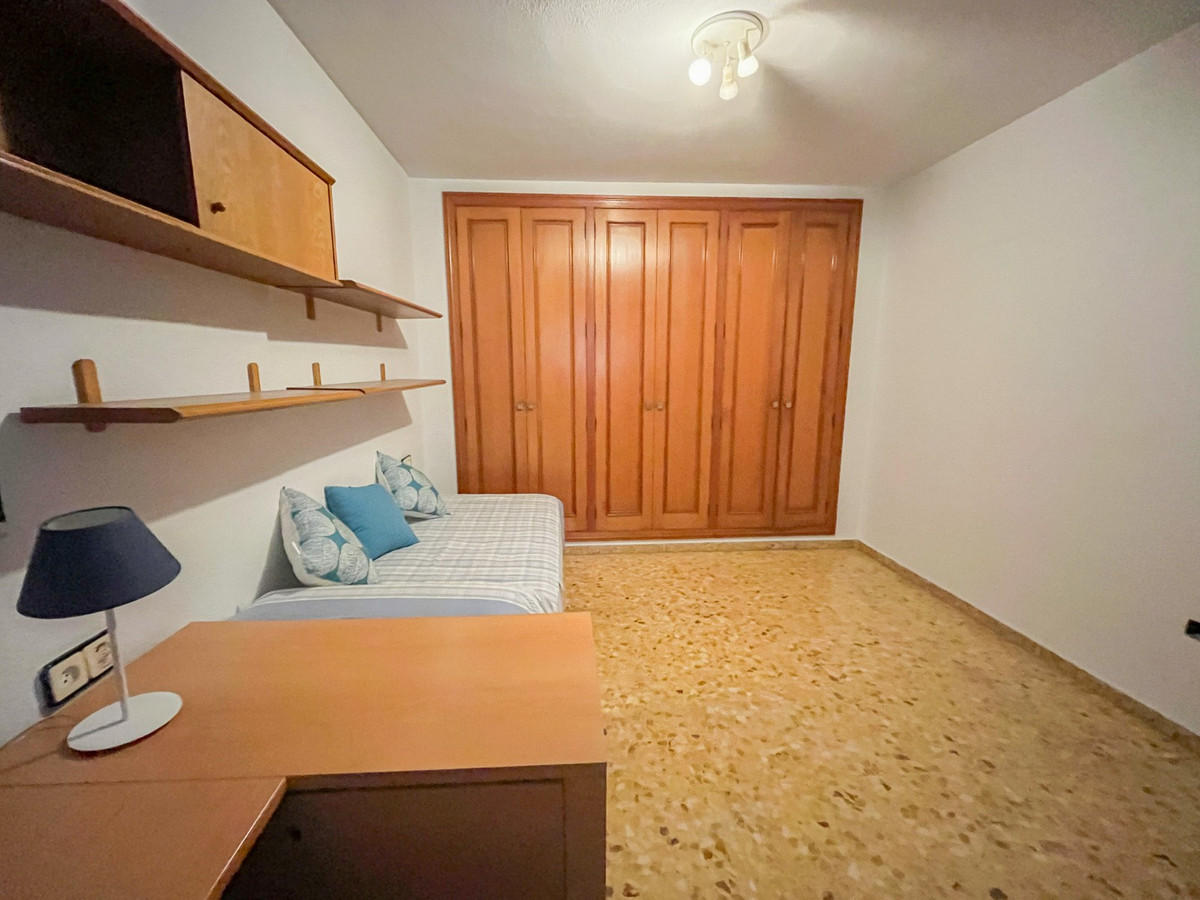 Se vende Apartamento Planta Media de 2 dormitorios en Costa Blanca, Alicante, España