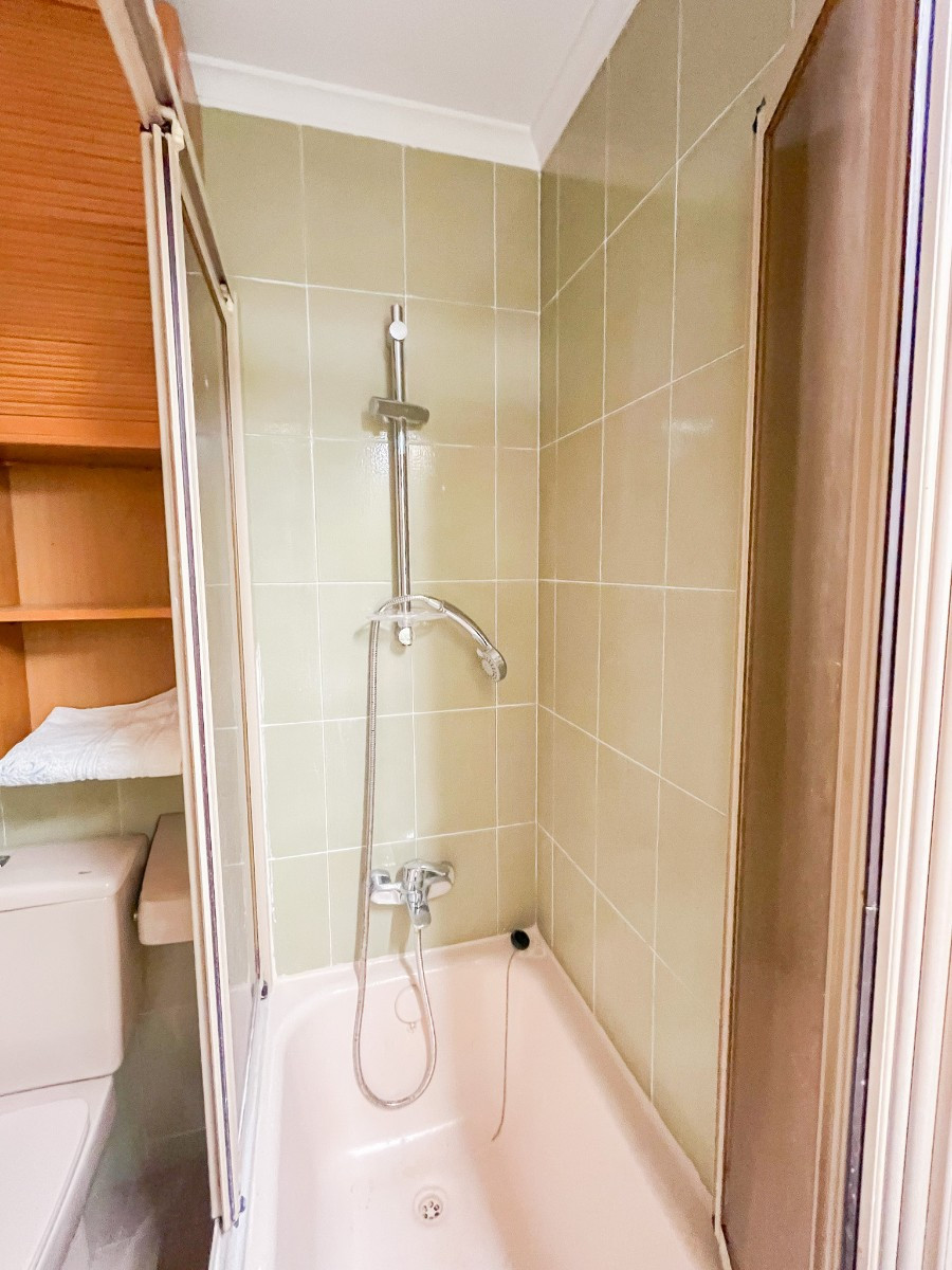 Se vende Apartamento Planta Media de 2 dormitorios en Costa Blanca, Alicante, España