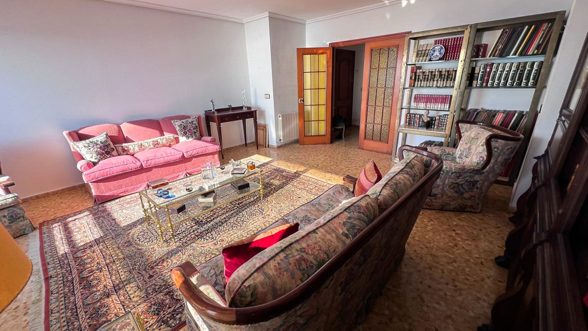 Se vende Apartamento Planta Media de 2 dormitorios en Costa Blanca, Alicante, España