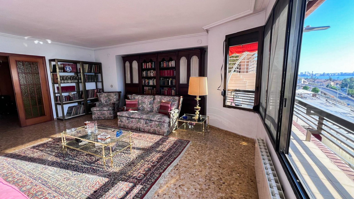 Se vende Apartamento Planta Media de 2 dormitorios en Costa Blanca, Alicante, España