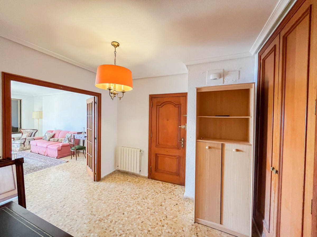 Se vende Apartamento Planta Media de 2 dormitorios en Costa Blanca, Alicante, España