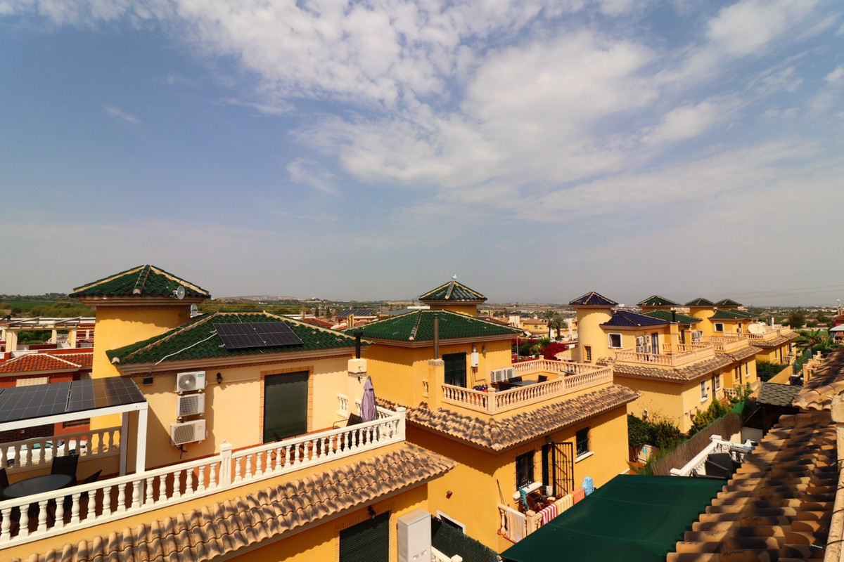 5 Bed Townhouse for sale in Lo Crispin Costa Blanca, Alicante, Spain