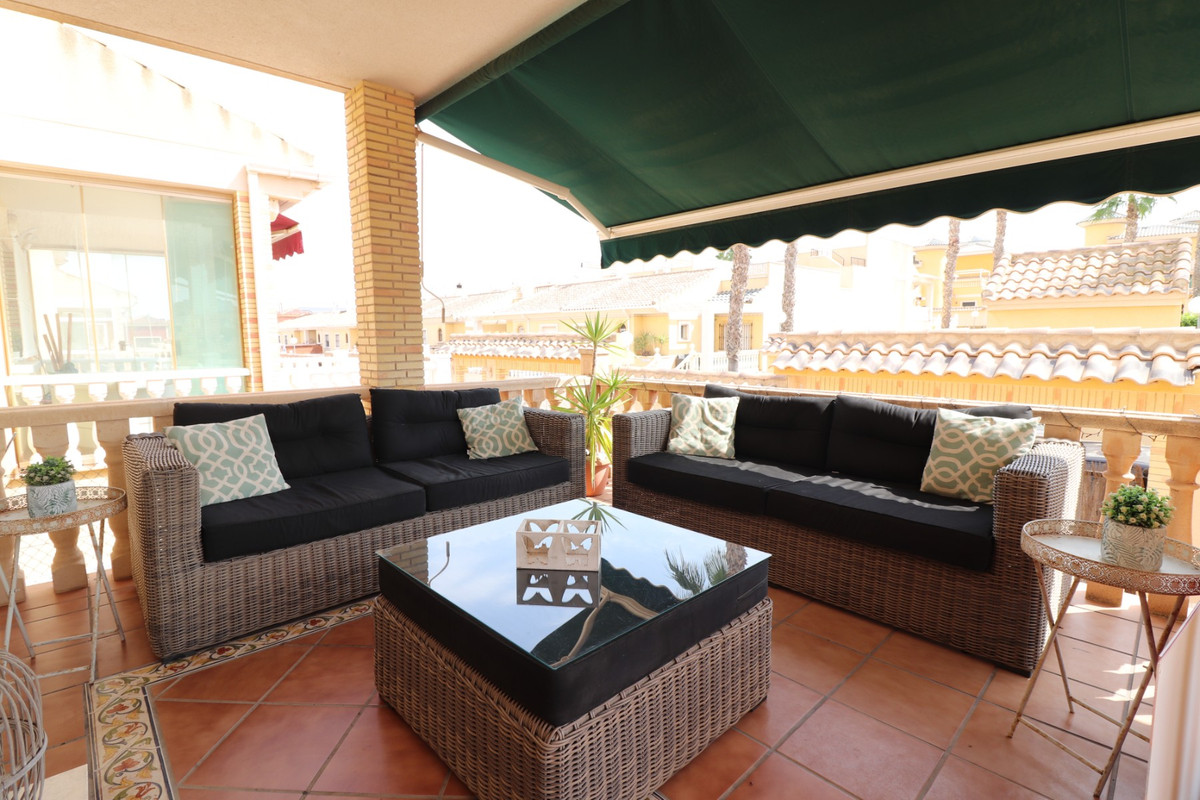 5 Bed Townhouse for sale in Lo Crispin Costa Blanca, Alicante, Spain