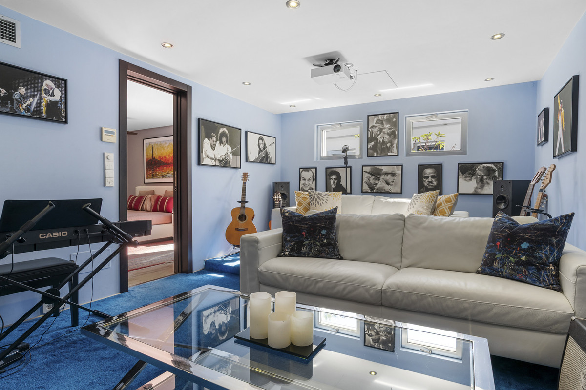 Se vende Villa - Chalet de 4 dormitorios en Costa Del Sol, Málaga, España