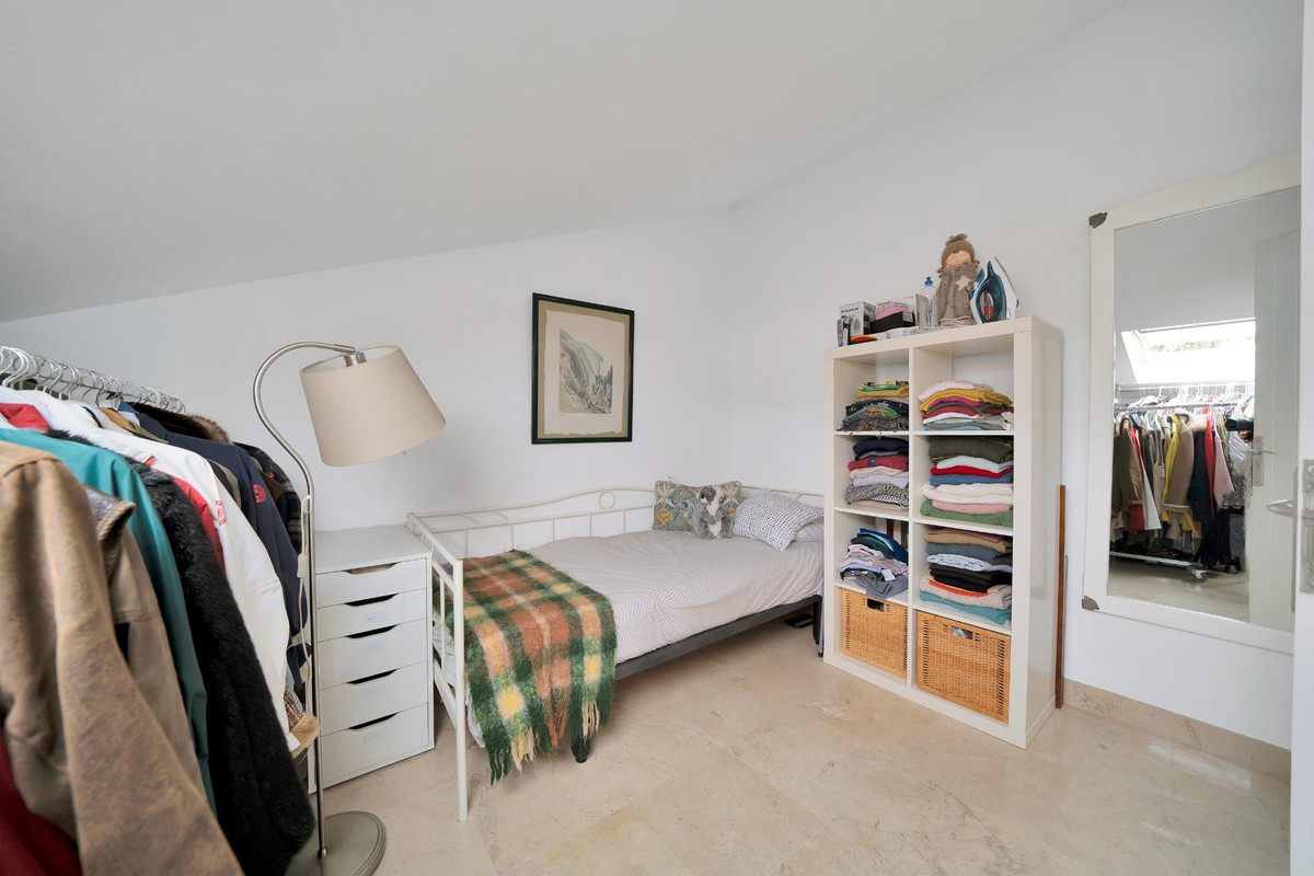 4 Bed Townhouse for sale in Nagüeles Costa Del Sol, Málaga, Spain