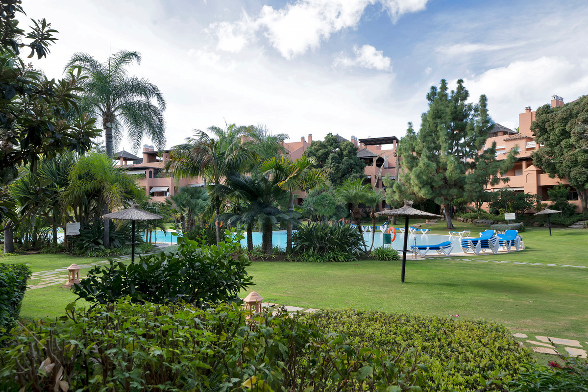 Se vende Apartamento Planta Baja de 2 dormitorios en Costa Del Sol, Málaga, España