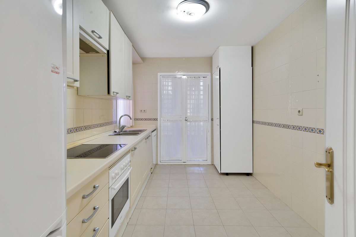 Se vende Apartamento Planta Baja de 2 dormitorios en Costa Del Sol, Málaga, España