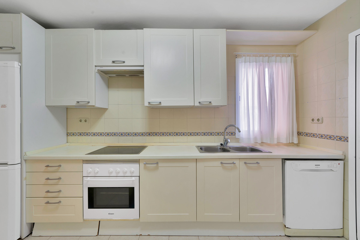 Se vende Apartamento Planta Baja de 2 dormitorios en Costa Del Sol, Málaga, España