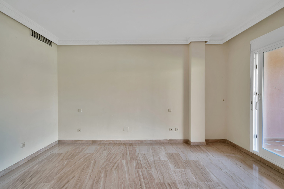 Se vende Apartamento Planta Baja de 2 dormitorios en Costa Del Sol, Málaga, España
