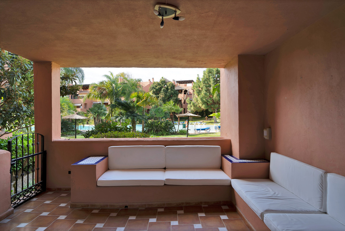 Se vende Apartamento Planta Baja de 2 dormitorios en Costa Del Sol, Málaga, España