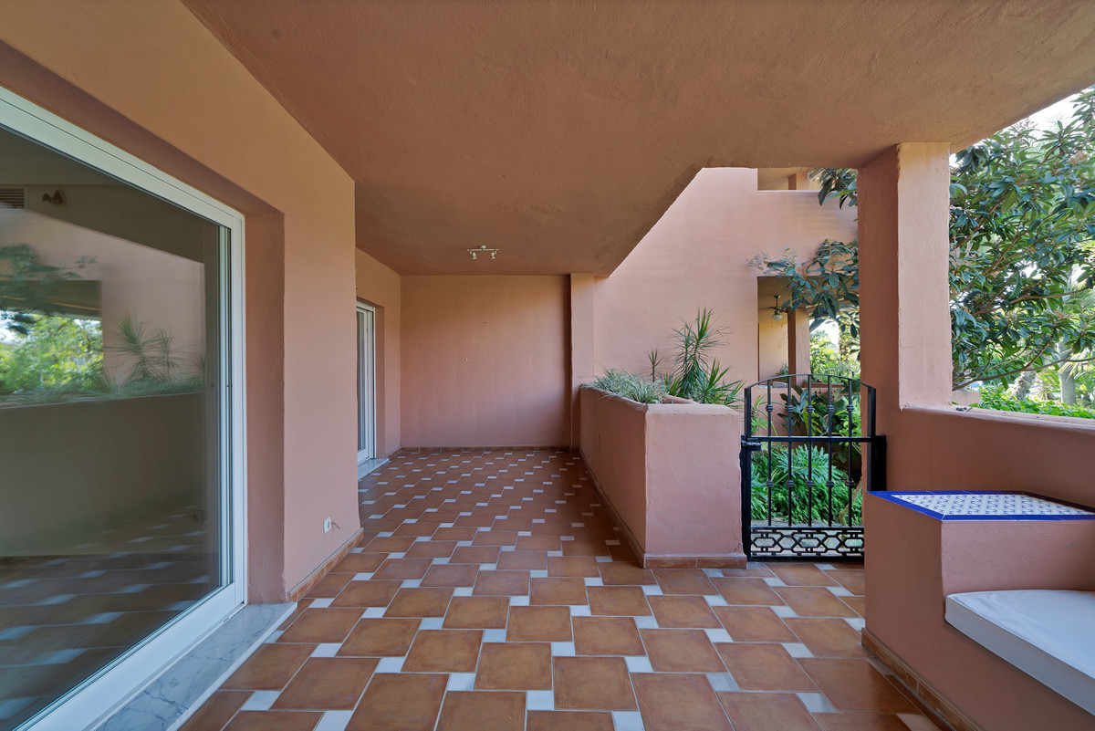 Se vende Apartamento Planta Baja de 2 dormitorios en Costa Del Sol, Málaga, España