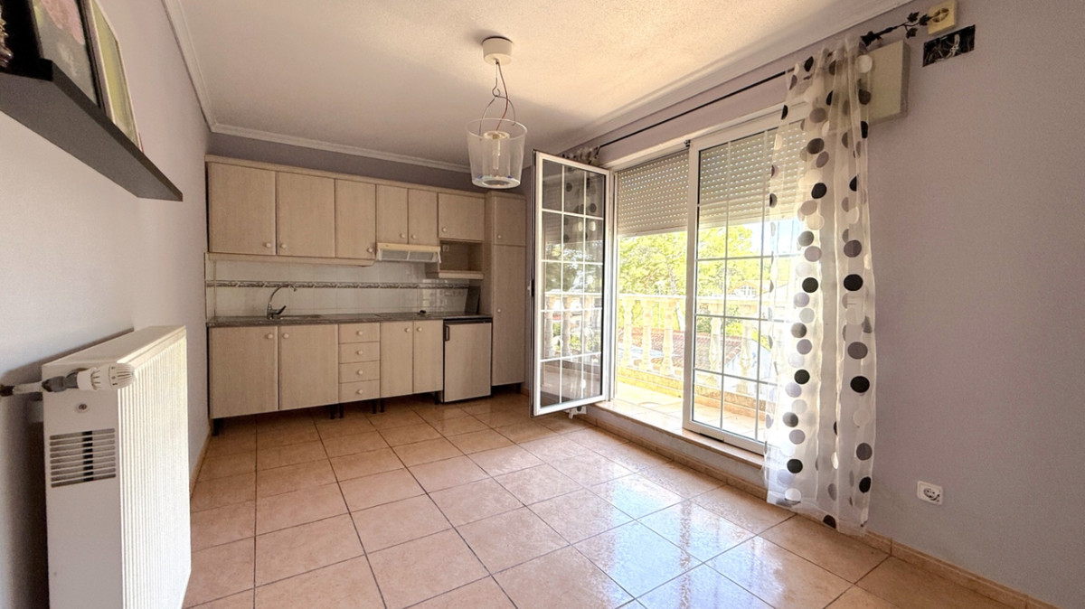 4 Bed Townhouse for sale in Pilar De La Horadada Costa Blanca, Alicante, Spain