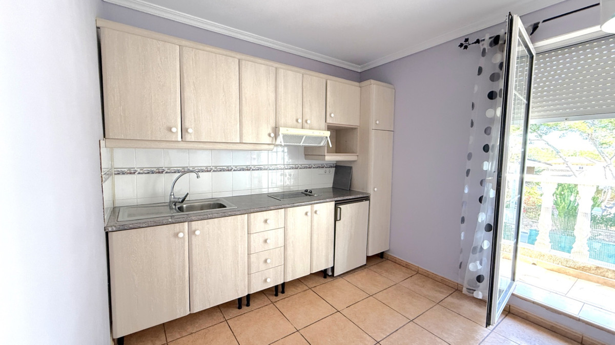 4 Bed Townhouse for sale in Pilar De La Horadada Costa Blanca, Alicante, Spain
