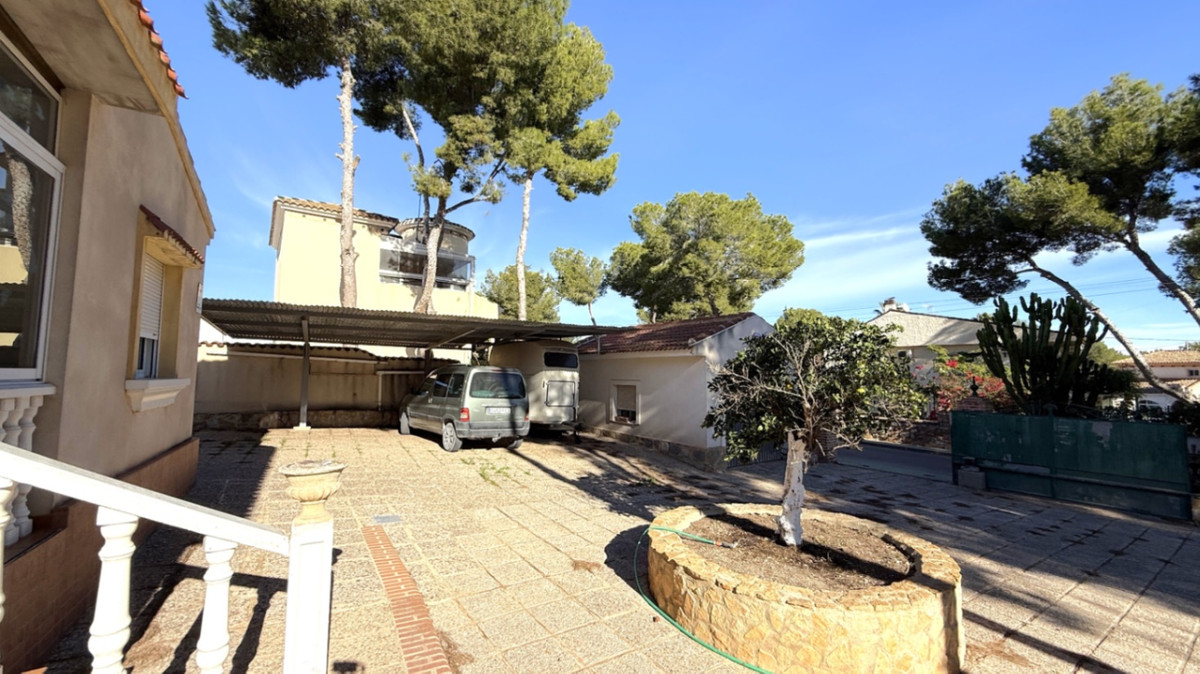 4 Bed Townhouse for sale in Pilar De La Horadada Costa Blanca, Alicante, Spain